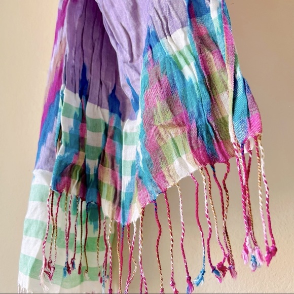 Ikat Zig Zag Flame Stitch Pattern Lightweight Large Crinkle Scarf - Picture 8 of 9